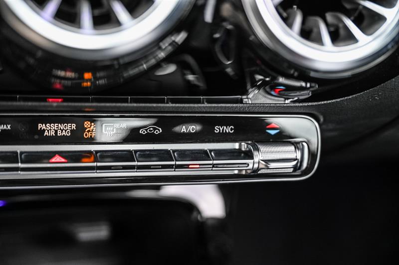 mercedes-benz CLA250 2023 - 21