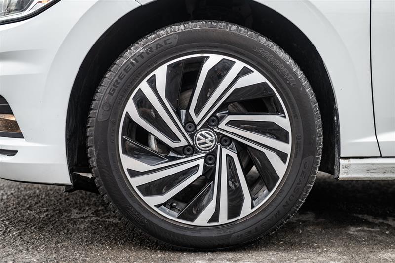 volkswagen Jetta 2021 - 12