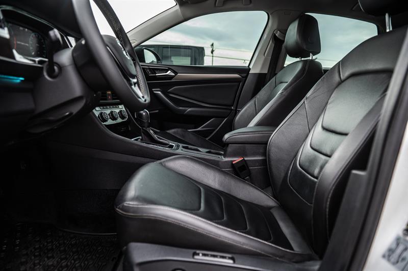 volkswagen Jetta 2021 - 14
