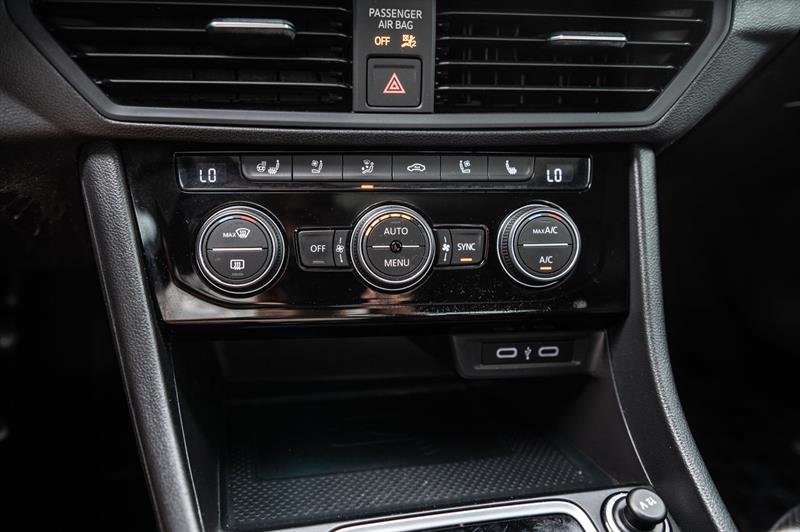 volkswagen Jetta 2021 - 21