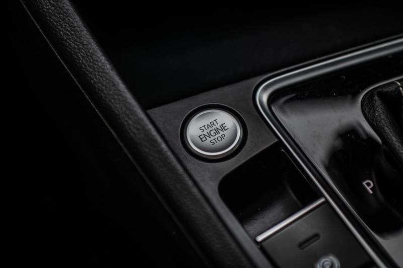 volkswagen Jetta 2021 - 25