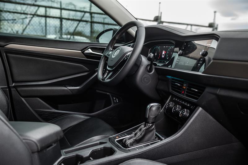 volkswagen Jetta 2021 - 33