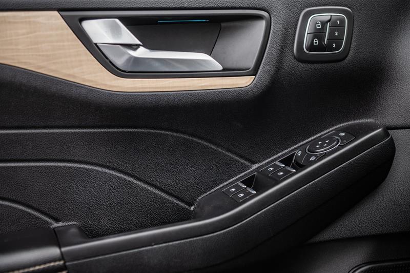 ford Escape 2022 - 17