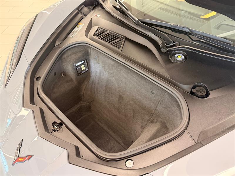chevrolet Corvette 2024 - 26