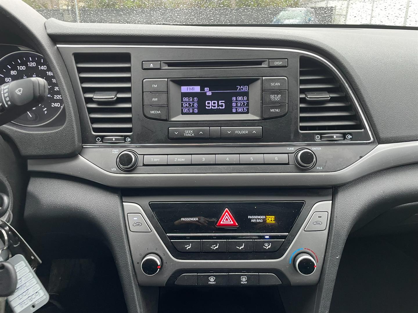 hyundai Elantra 2017 - 14