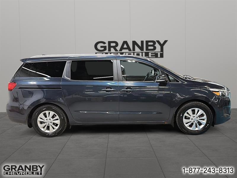 kia Sedona 2016 - 4