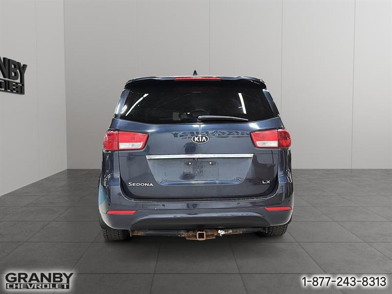 kia Sedona 2016 - 6