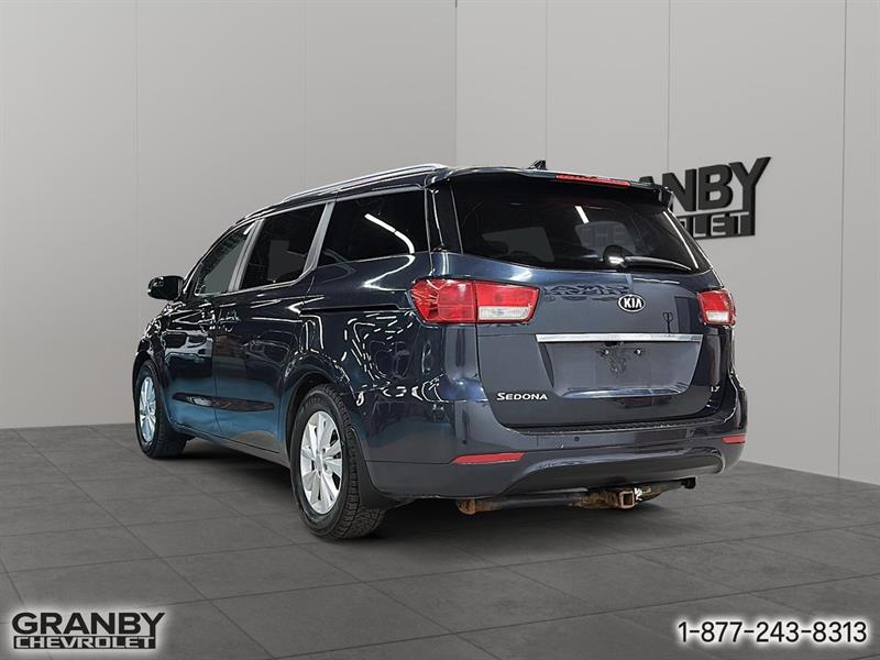 kia Sedona 2016 - 7