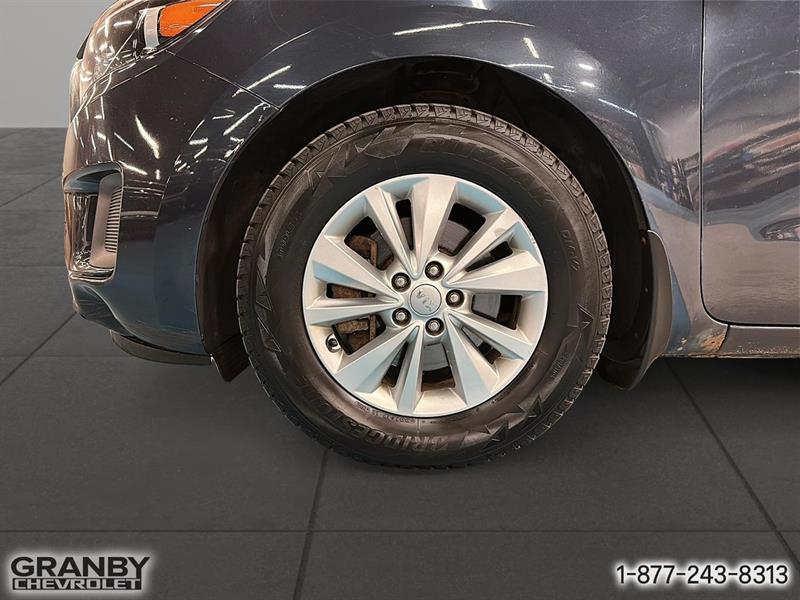 kia Sedona 2016 - 10