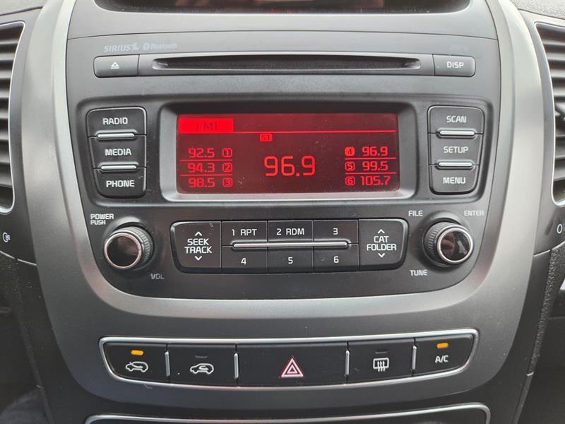 kia Sorento 2014 - 23