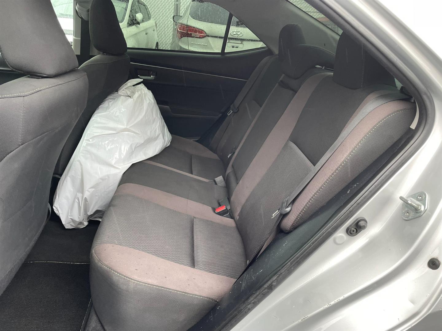 toyota Corolla 2017 - 9
