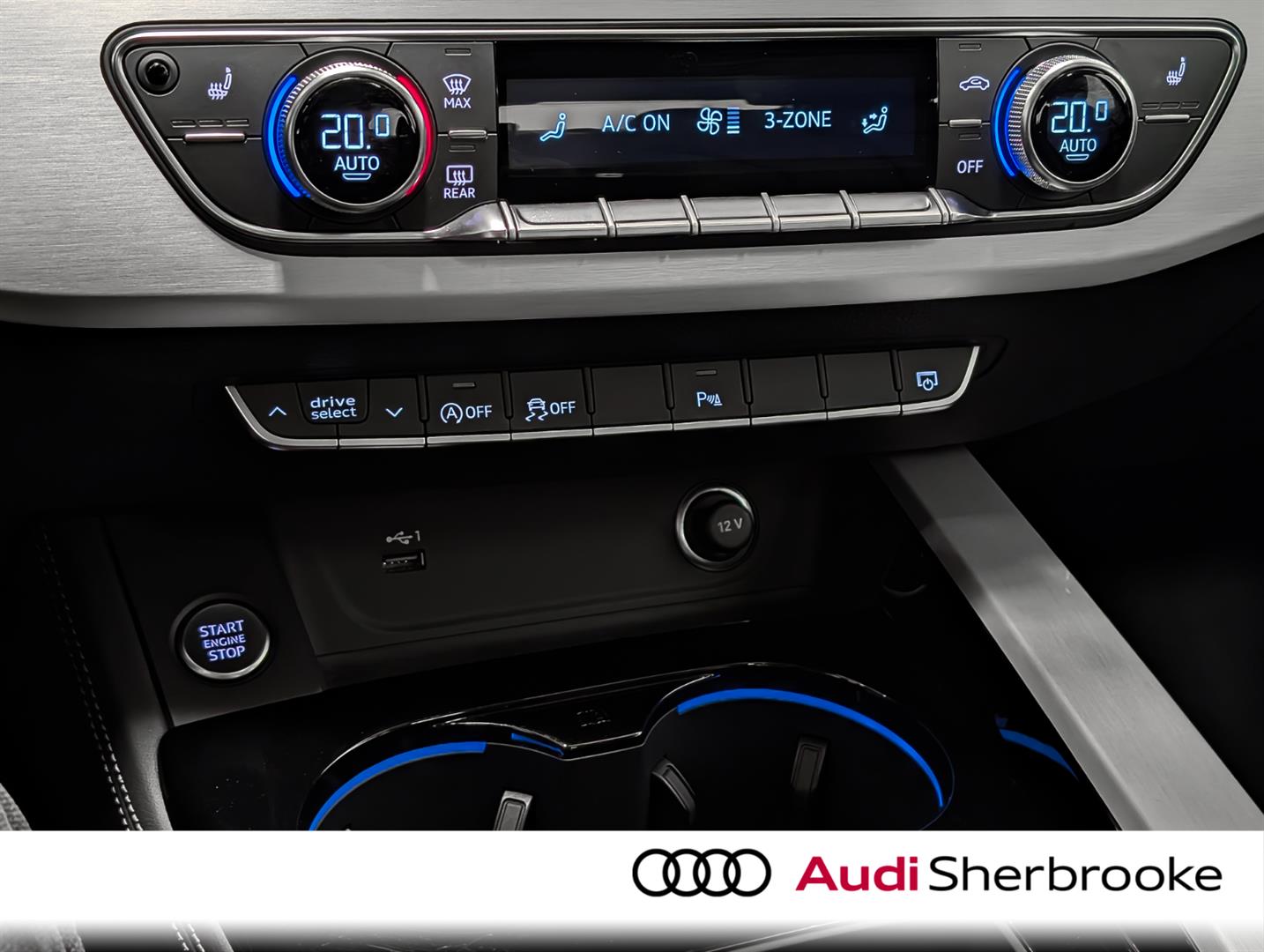 audi berline A4 2023 - 14