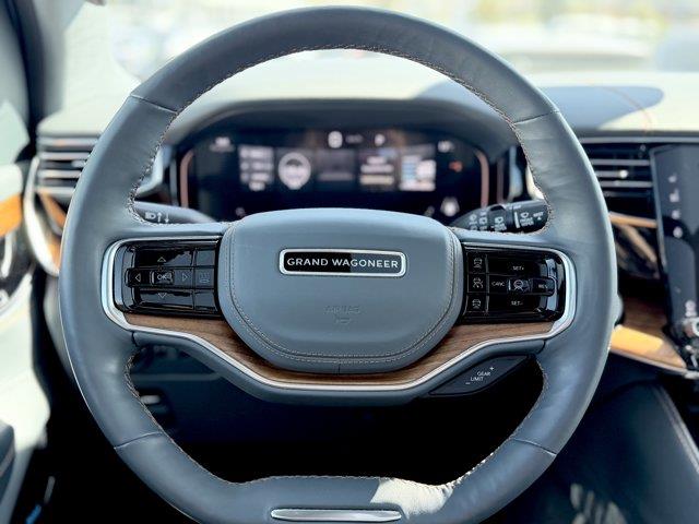 jeep Grand Wagoneer 2023 - 18
