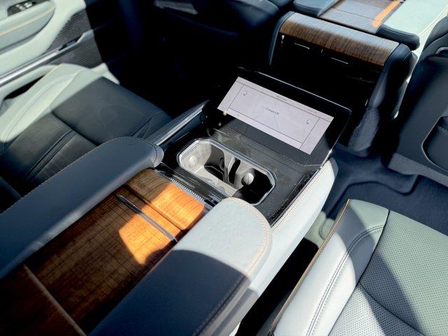 jeep Grand Wagoneer 2023 - 29