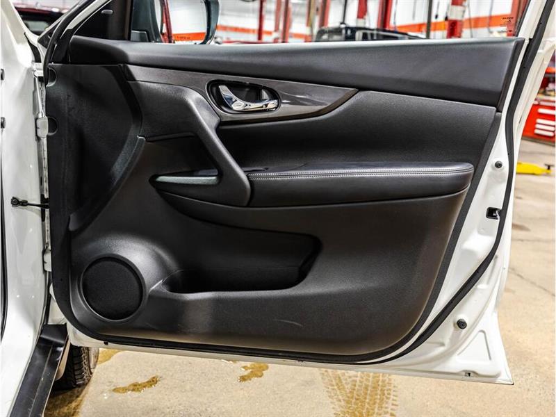 nissan Rogue 2019 - 17