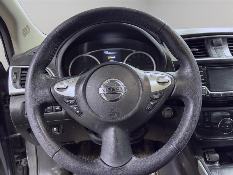 nissan Sentra 2018 - 9
