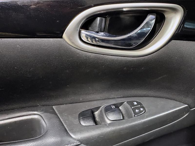 nissan Sentra 2018 - 15