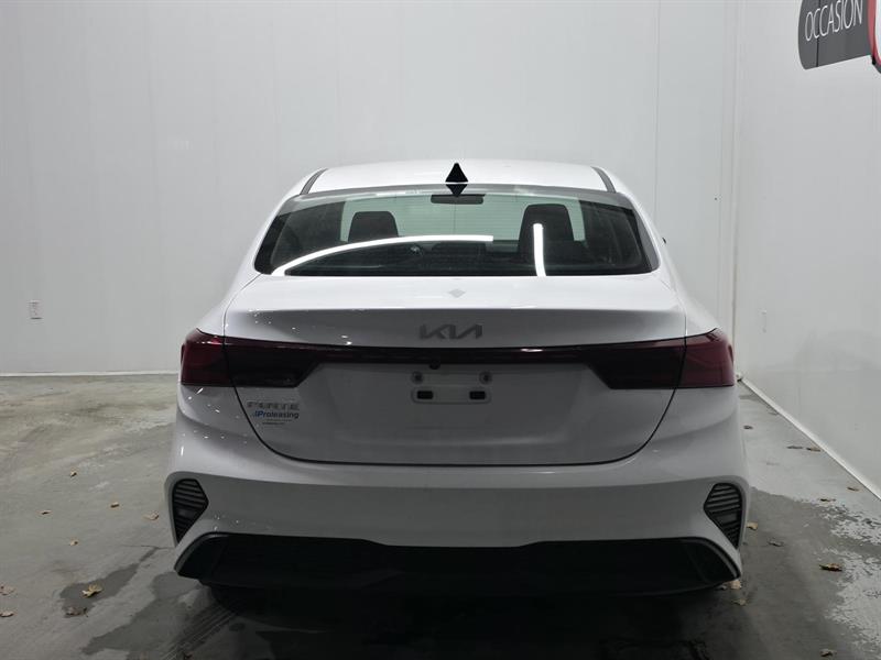 kia Forte 2022 - 3