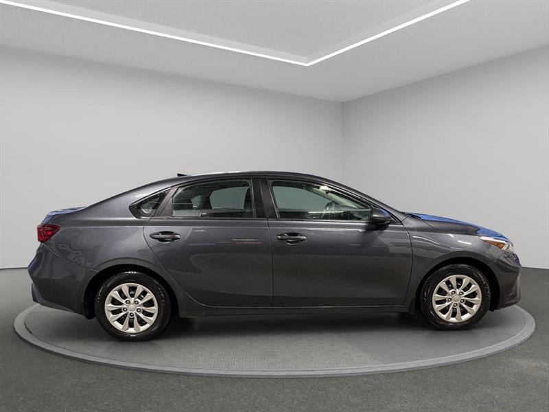 kia Forte 2022 - 6