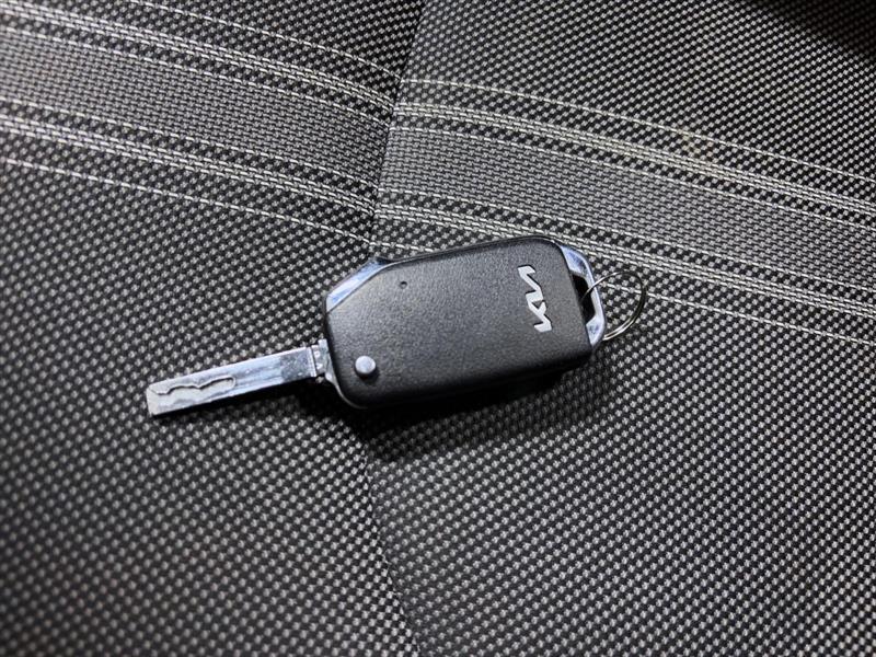 kia Forte 2022 - 16
