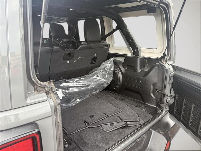 jeep Wrangler 2023 - 9