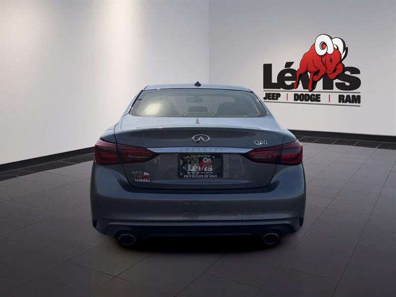 infiniti Q50 2023 - 10