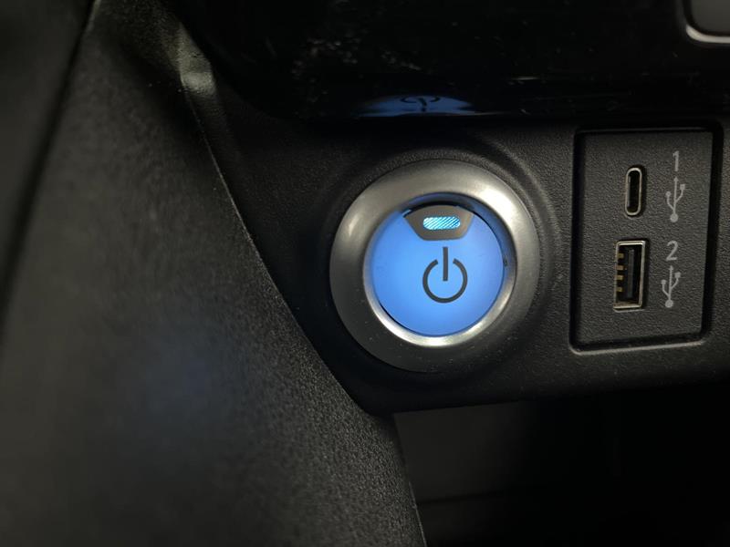 nissan LEAF 2020 - 12
