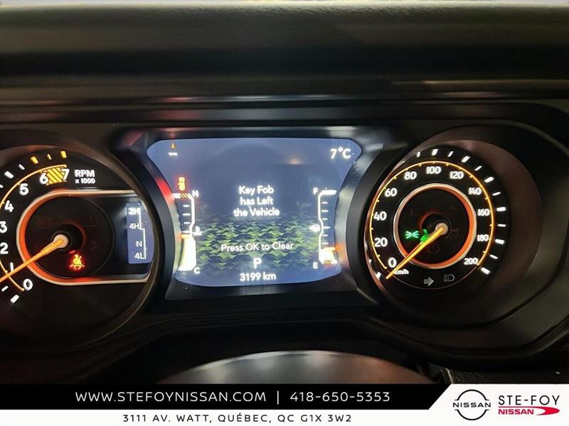 jeep Wrangler 2025 - 13