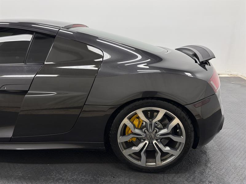 audi R8 2011 - 4