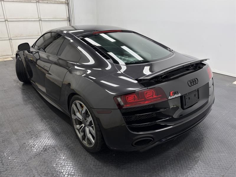 audi R8 2011 - 5