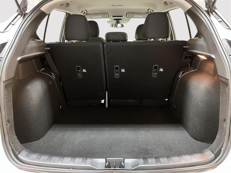 nissan Kicks Play 2025 - 12
