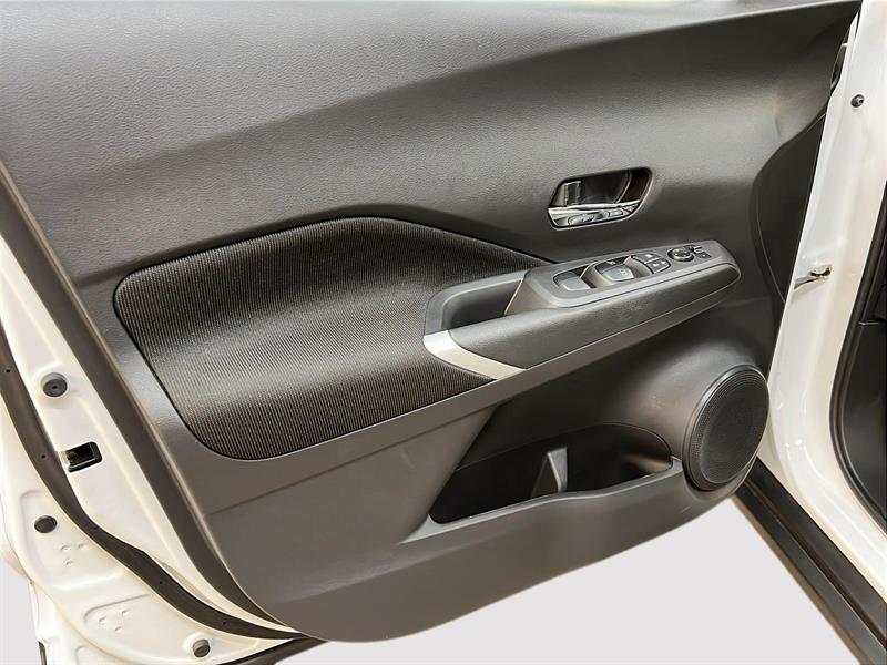 nissan Kicks Play 2025 - 22