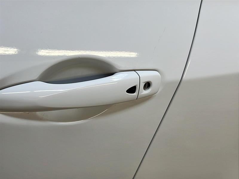 nissan Kicks Play 2025 - 23