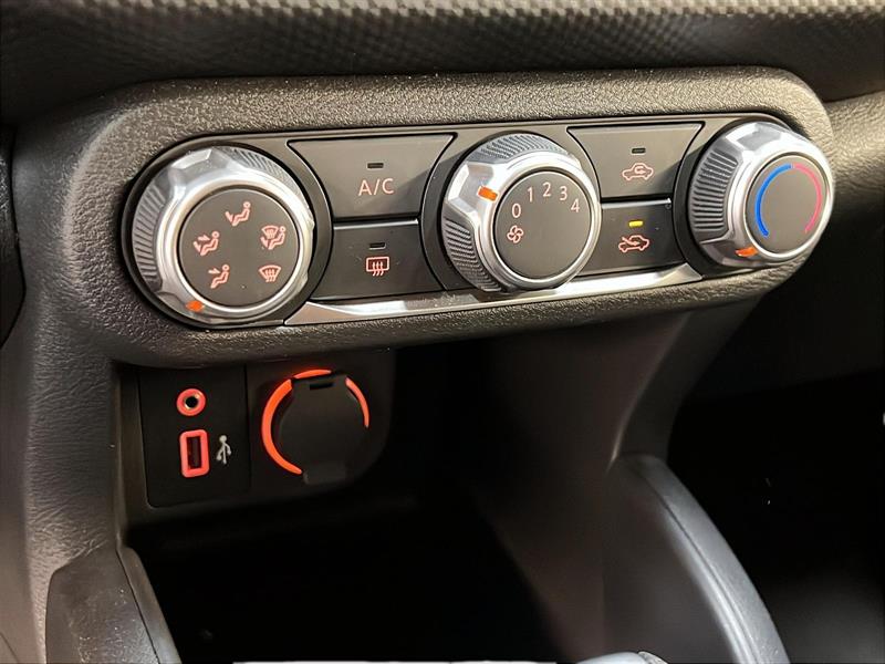 nissan Kicks Play 2025 - 14