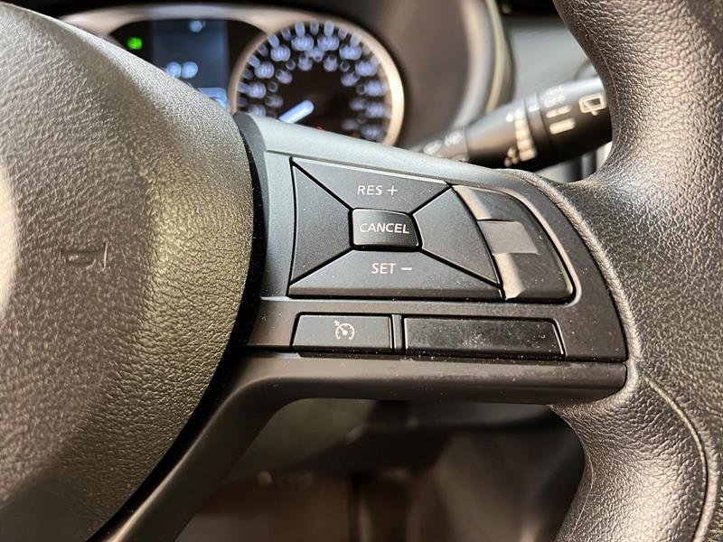 nissan Kicks Play 2025 - 18