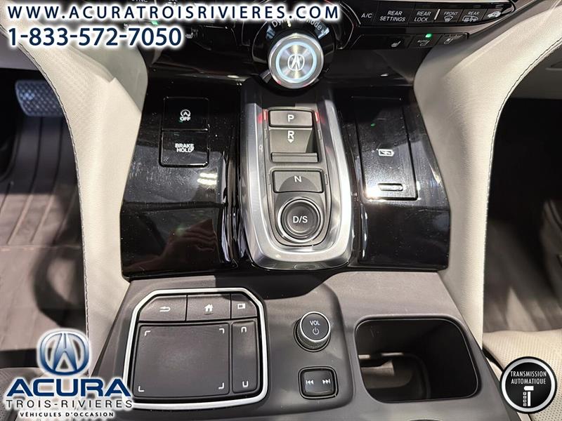 acura MDX 2023 - 19