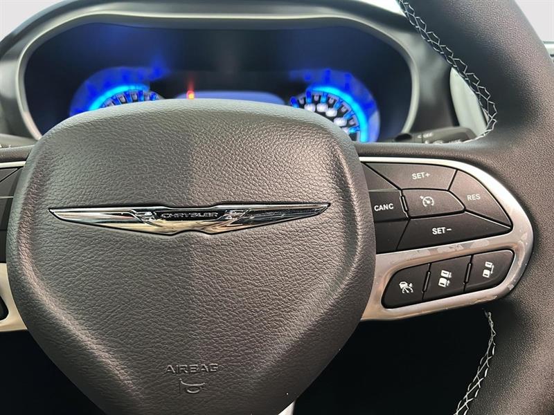 chrysler Pacifica 2026 - 14