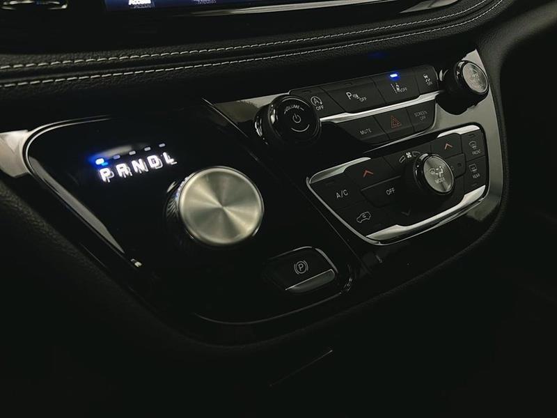 chrysler Pacifica 2026 - 16