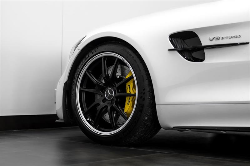 mercedes-benz GT AMG 2020 - 9