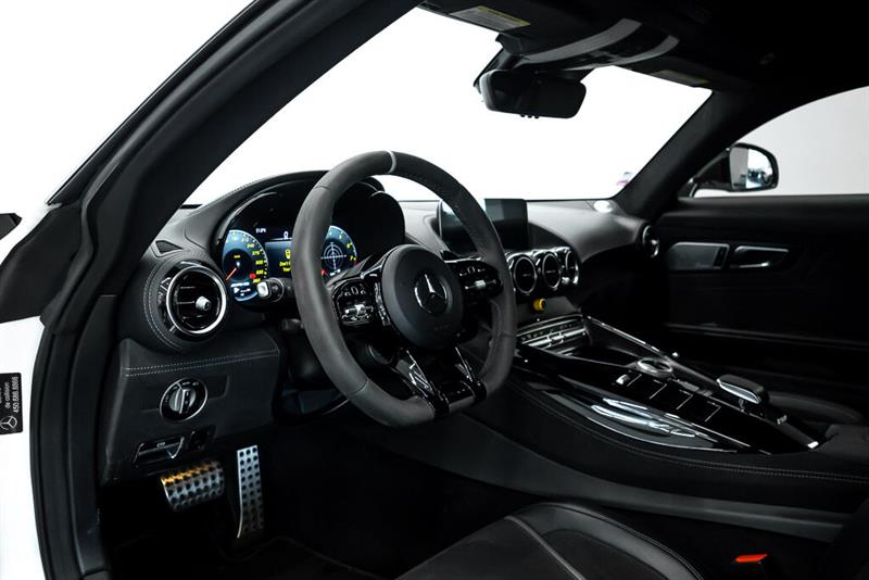 mercedes-benz GT AMG 2020 - 17