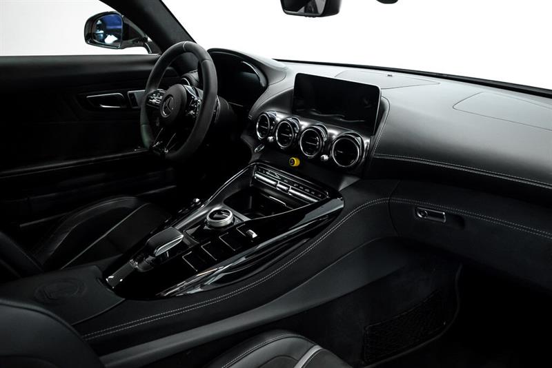 mercedes-benz GT AMG 2020 - 18