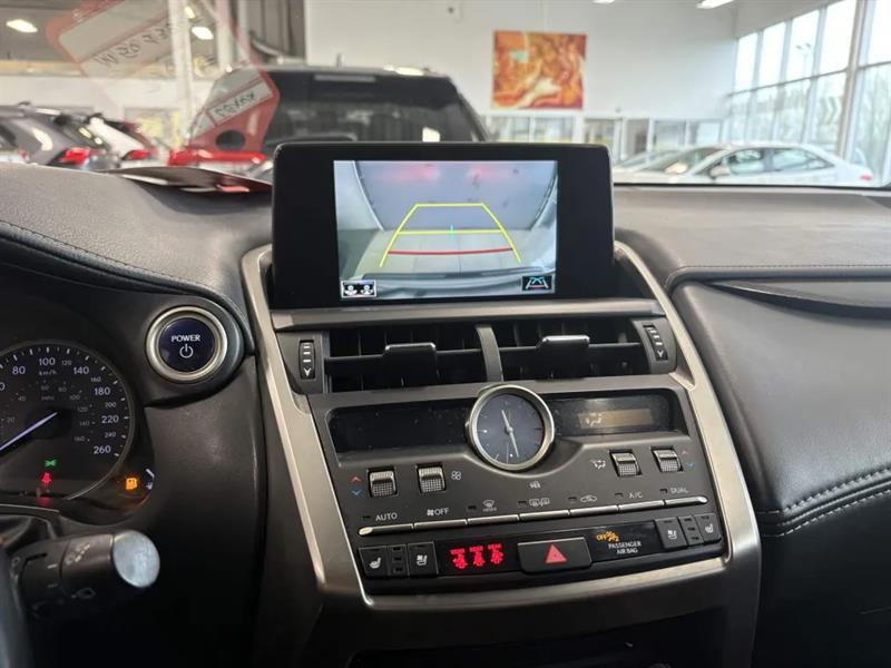 lexus NX 300h 2021 - 12