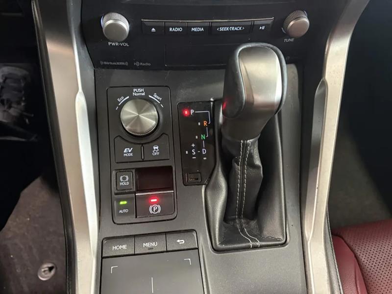 lexus NX 300h 2021 - 13