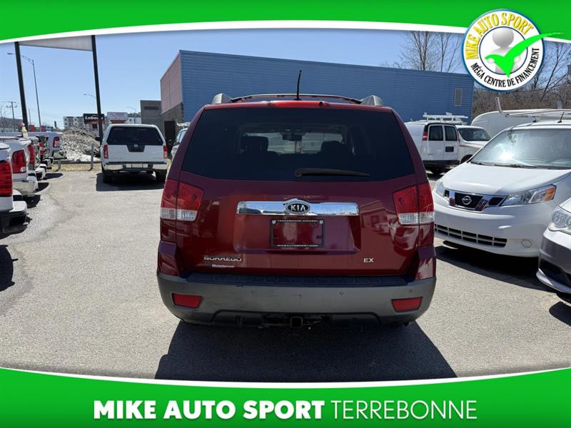 kia Borrego 2010 - 6