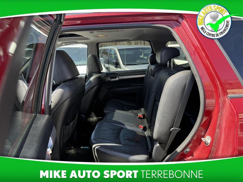 kia Borrego 2010 - 10