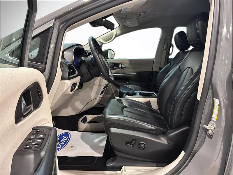 chrysler Pacifica 2023 - 8