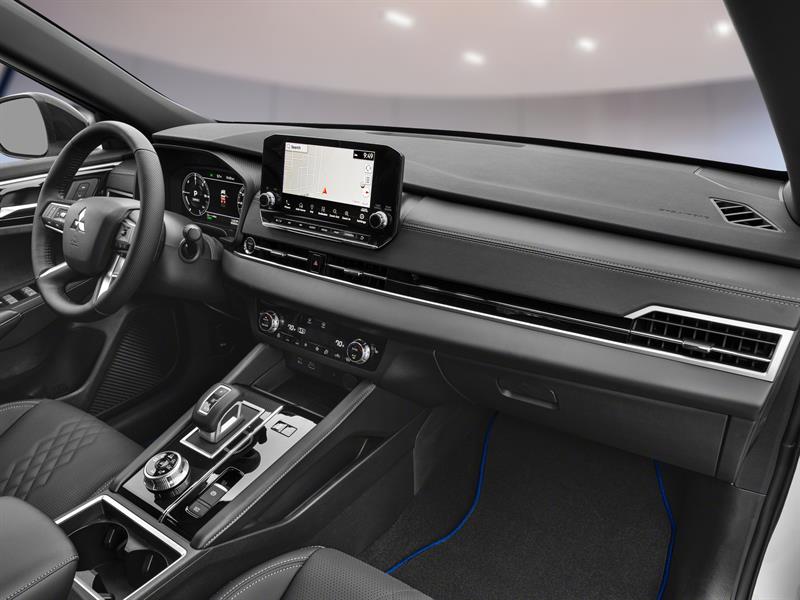 mitsubishi Outlander rechargeable 2026 - 11