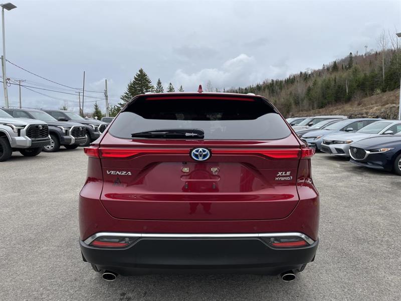 toyota Venza Hybrid 2022 - 2
