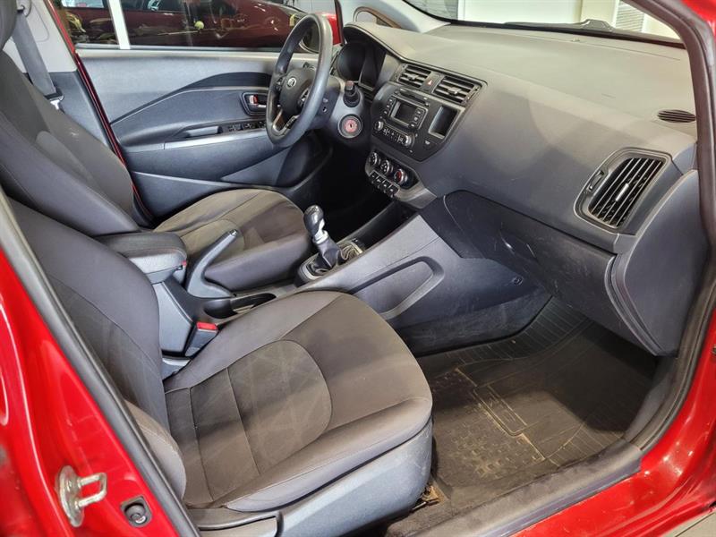 kia Rio 2013 - 6