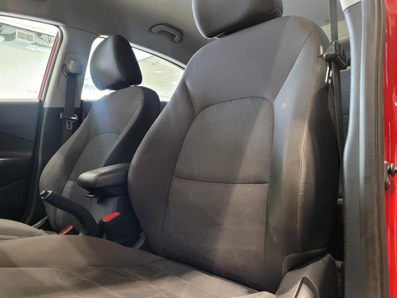kia Rio 2013 - 8